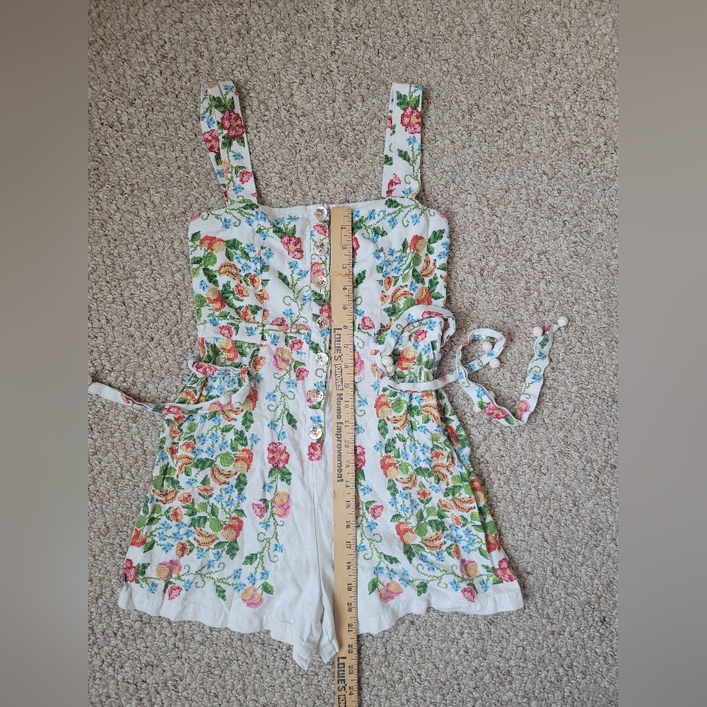 Farm Rio Romper. - Picture 9 of 11